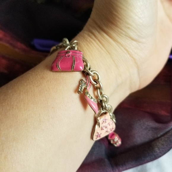 Vintage Purse & Shoe Charm Bracelet - Picture 5 of 11